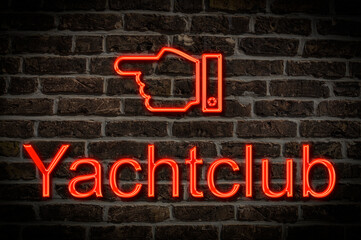 Fototapeta premium Leuchtreklame Yachtclub