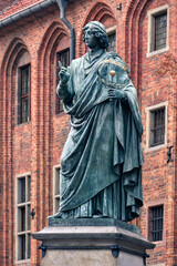Pomnik Mikołaja Kopernika w Toruniu z  1856 roku