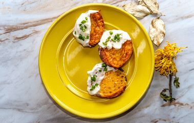 Cheesy Roasted Potato Rounds
