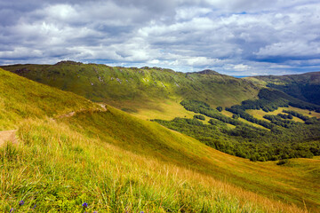 Fototapeta premium Bukowe Berdo path in Bieszczady