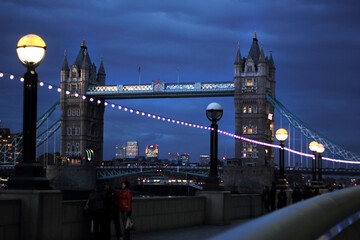 Fototapeta premium tower bridge at night
