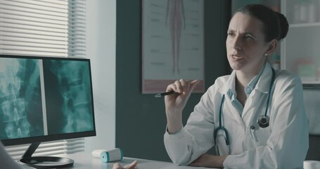 Doctor giving a consultation to a patient