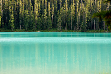 Mesmerizing Scenery of Joffre Lake © Jiwon