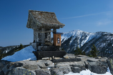 厳冬期の根子岳山頂。山岳風景。Mt.Neko. Amazing trekking area with snow in Nagano,Japanese. 