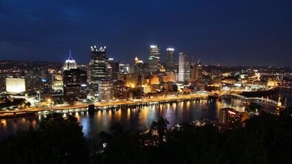 Fototapeta na wymiar Pittsburgh, Pennsylvania - American city skyline. Pittsburgh city.