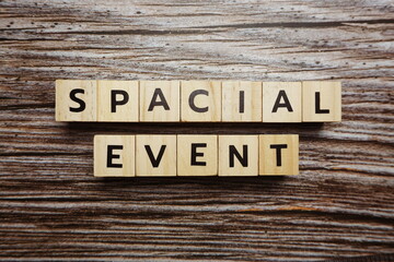 Fototapeta premium Special Event alphabet letter on wooden background