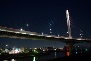 Fototapeta na wymiar 葛飾ハープ橋のある風景 夜景