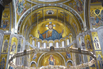 Fototapeta na wymiar interior of the church of the holy sepulchre