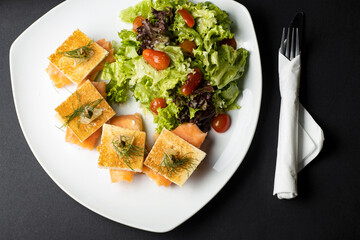 Smoked Salmon Cocktail Bites with Salad.