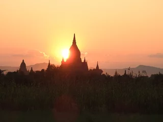 Fotobehang Pagodas field at sunset Bagan , Myanmar © Aleksandra