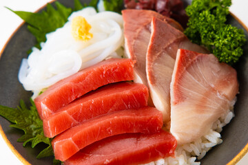 海鮮丼