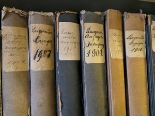 Langenauer Anzeiger alte Archivbücher