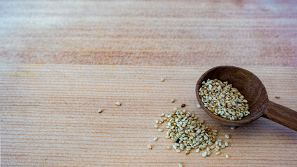 テーブルの上の美味しそうな胡麻