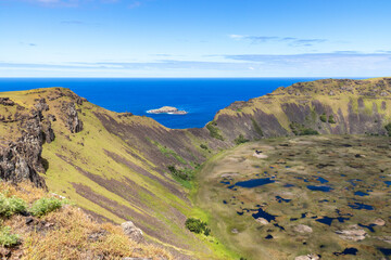 Cratère du volcan Rano Kau, île de Pâques