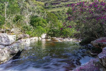 Paisagem com rio no Morro do Macaco, Chapada Diamantina - Bahia
