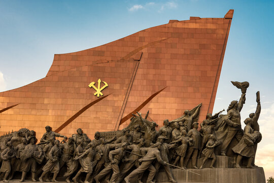 Bronze statues at the Grand Monument on Mansu Hill in Pyongyang, North Korea on November 12, 2015