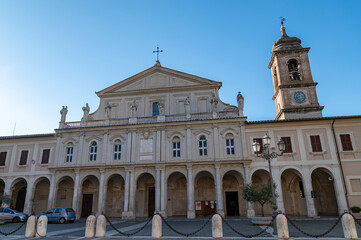Fototapeta na wymiar cathedral of the city of terni in the historic area of ​​the city