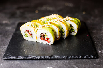 sushi green dragon