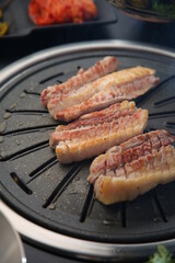 삼겹살 돼지고기 pork 돼지 삼겹살구이 