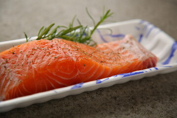 연어 사시미 sashimi  さしみ 刺身 a whole salmon 