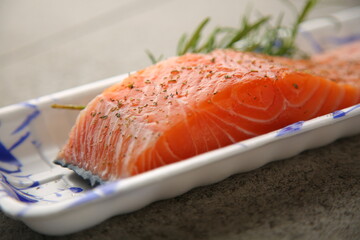 연어 사시미 sashimi  さしみ 刺身 a whole salmon 