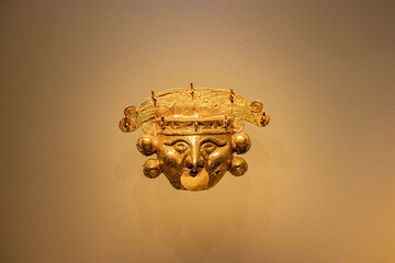 golden object