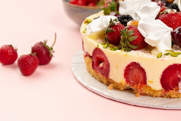 Cheesecake with fruits and berries on top