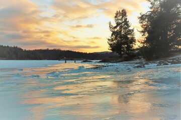 Icy reflections in Norway