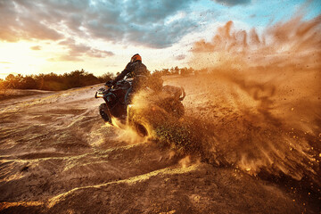 Cross-country quad bike race, extreme sports © 6okean