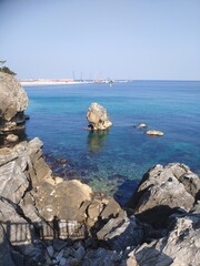 멋진바닷가의 바위