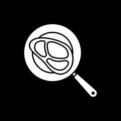 Meat steak on frying pan dark mode glyph icon. Fried chicken fillet. Home cooking meal. Roasting pork. Dinner preparation. White silhouette symbol on black space. Vector isolated illustration