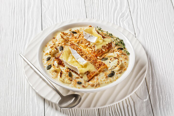 creamy vegan cauliflower soup in a bowl