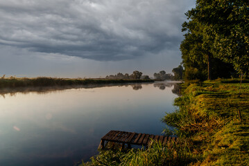 Piękny poranek z mgłami w Dolinie Narwi,Podlasie, Polska © podlaski49