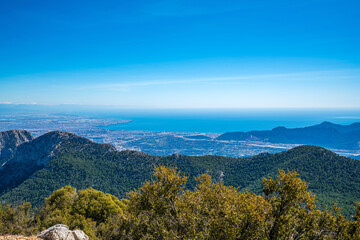 Fototapeta na wymiar The scenic view of Antalya bay from the summit of Katran Mount, Antalya
