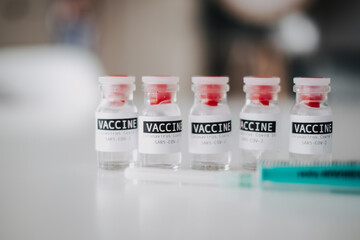 Impfstoff Corona Covid-19, Sars-Cov-2 Impfzentrum, Impfung Biontech Pfitzer, Modena, Johnson &...