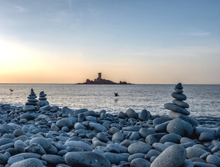 Coucher de soleil sur l'&icirc;le d'or sur la C&ocirc;te d'Azur