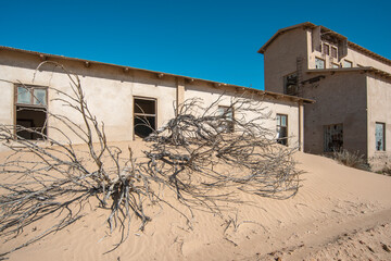 abandoned ruins of Kolmanskop