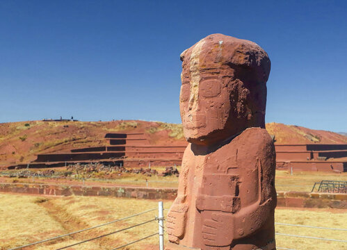 Monolito bennett de tiwanaku