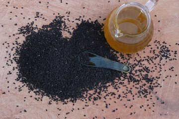 black seeds and black seed oil for healthy dieting 