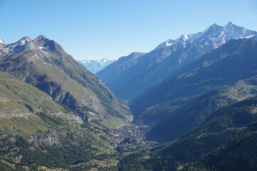 Fototapeta na wymiar View on Zermatt from the top