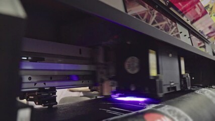 Large format high speed industrial ultraviolet printer for printing promotional products