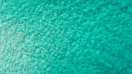 Fototapeta na wymiar Drone above clear water in Hawaii