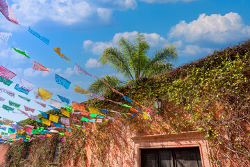 Naklejka premium Mexico, Colorful buildings and streets of San Miguel de Allende in historic city center.