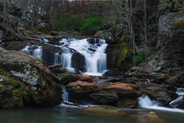Fototapeta premium Waterfall near the city