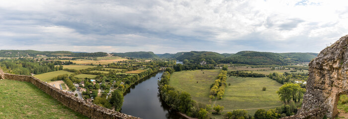 Fototapeta na wymiar Panorama of Beynac et Cazenac in Dordogne in france