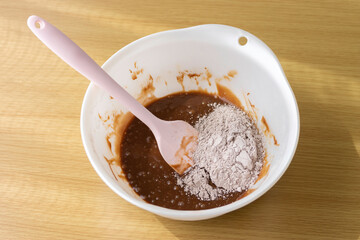 チョコレートケーキを作るイメージ