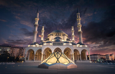 New Melike Hatun Mosque in Ankara, Turkey, close to Genclik Park, in the capital city at sunset - obrazy, fototapety, plakaty