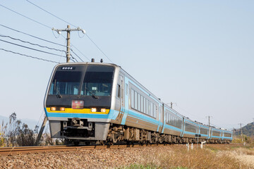 Obraz premium JR四国 土讃線 特急南風 ２０００系