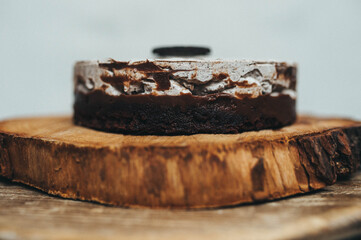 Postre gourmet artesanal. Delicioso dulce. Postre natural hecho a mano. Repostería tradicional. Tarta.