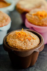Muffin sans gluten fait maison à la clémentine et aux graines de fenouil - Aliment sans gluten